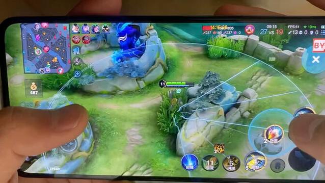 王者荣耀透视自瞄辅助器免费版永久不升级